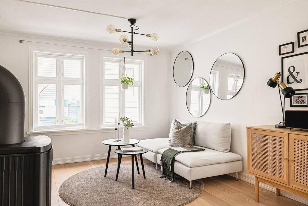 Beautiful Bergen House From 1790 Leilighet Eksteriør bilde